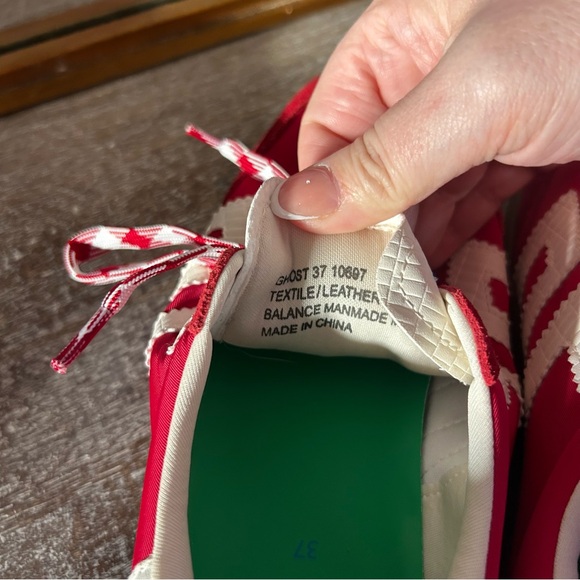 New Back 70 Ghost Sneakers Red Anthropologie - Picture 5 of 7